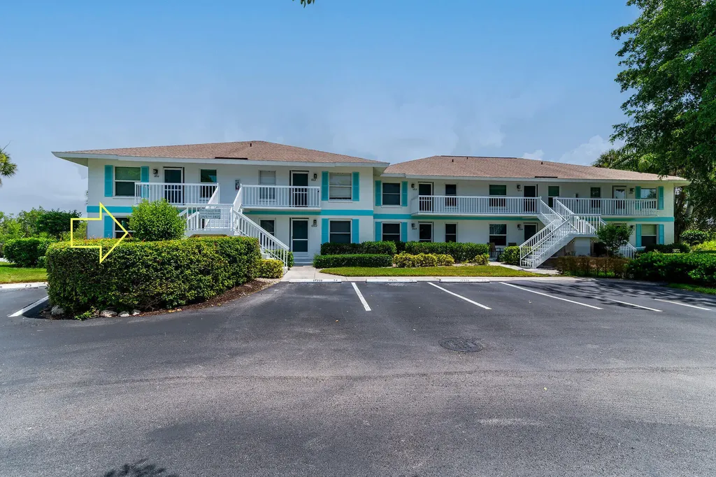 1385 Mainsail Drive Naples FL 34114