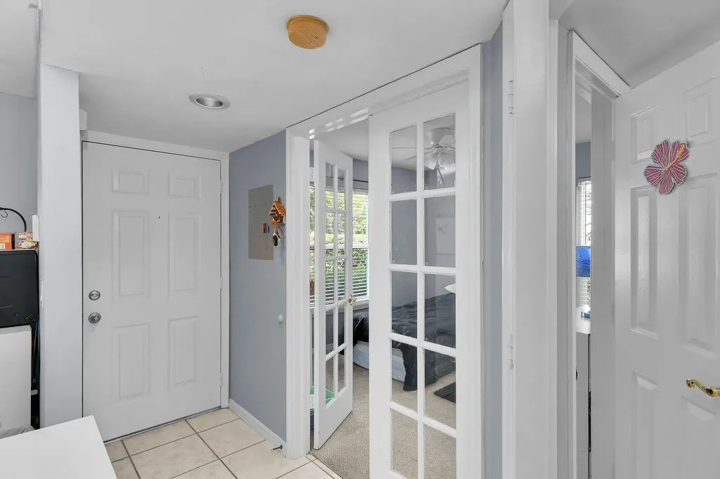 1385 Mainsail Drive Naples FL 34114