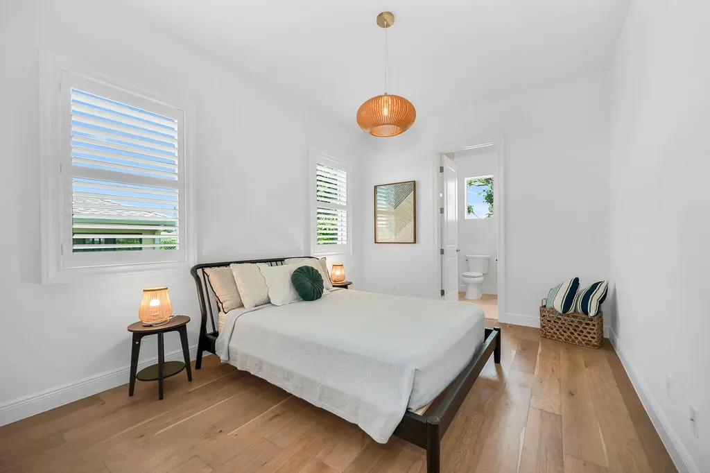 4584 W Alhambra Circle Naples FL 34103