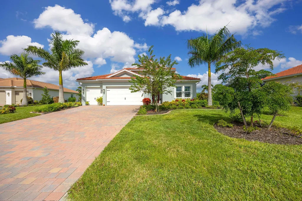 18652 Royal Hammock Boulevard Naples FL 34114