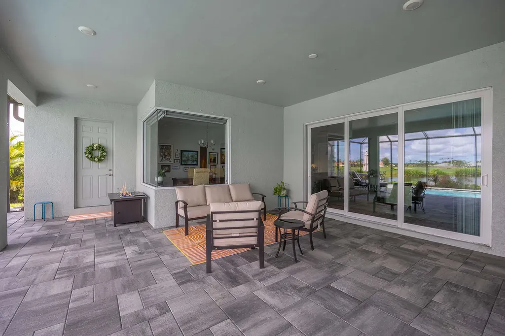 18652 Royal Hammock Boulevard Naples FL 34114