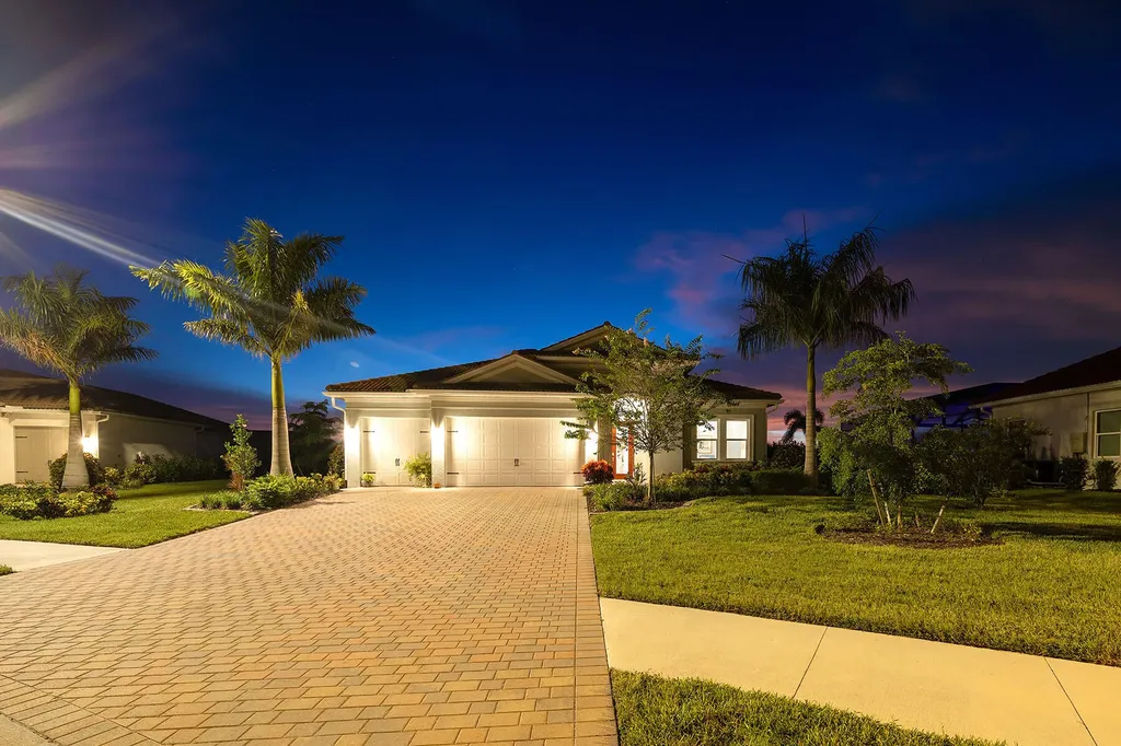 18652 Royal Hammock Boulevard Naples FL 34114