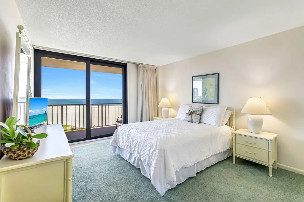 260 Seaview Court Marco Island FL 34145