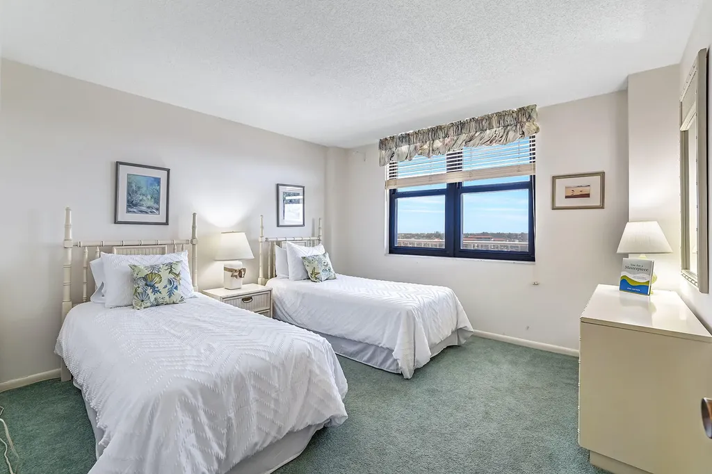 260 Seaview Court Marco Island FL 34145