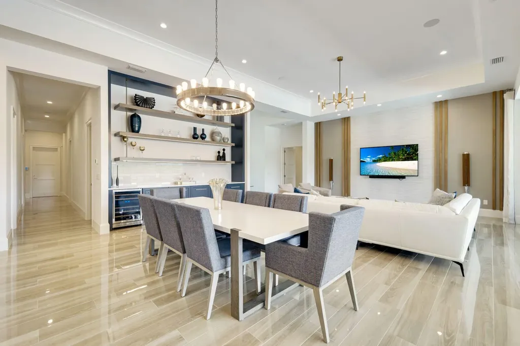 9937 Montiano Drive Naples FL 34113