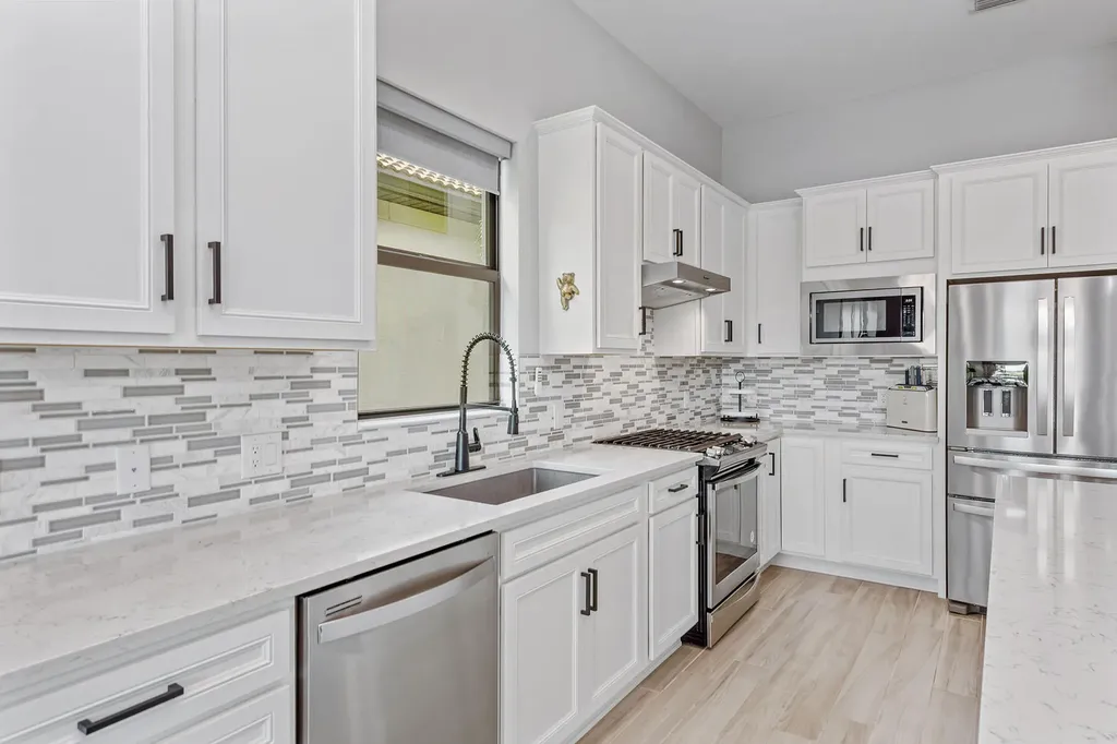 2740 Amaranda Court Naples FL 34114