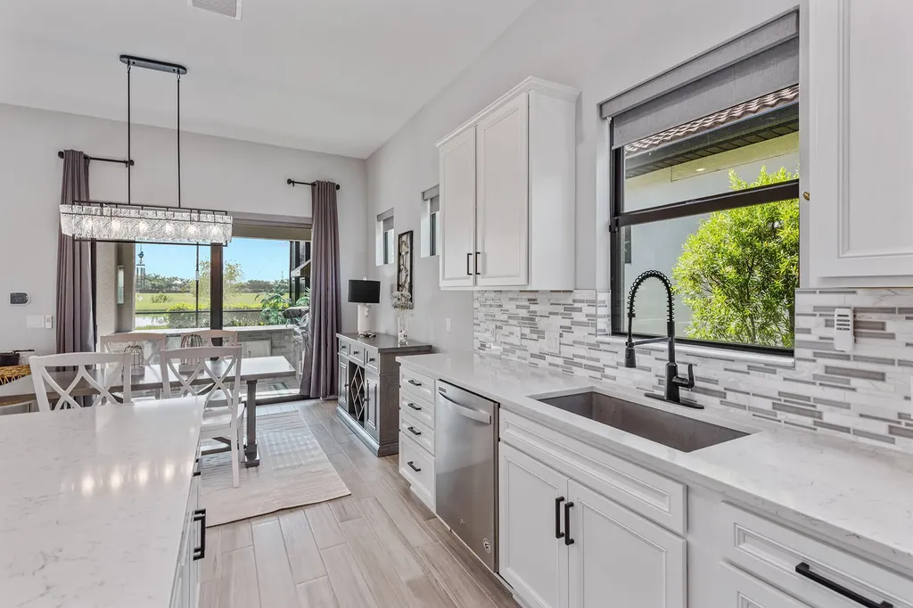 2740 Amaranda Court Naples FL 34114