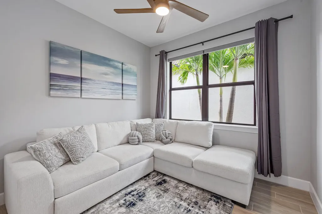 2740 Amaranda Court Naples FL 34114