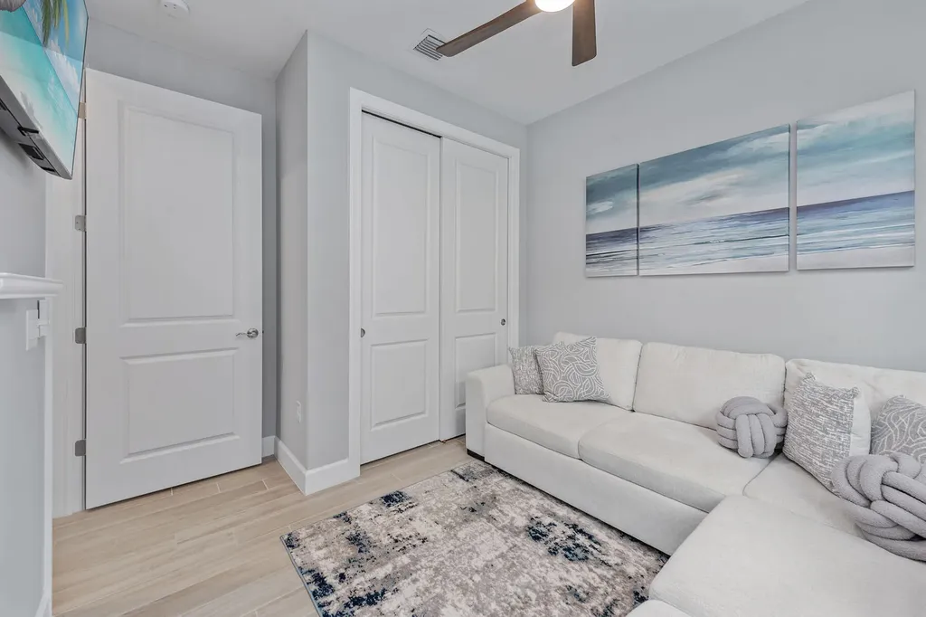 2740 Amaranda Court Naples FL 34114