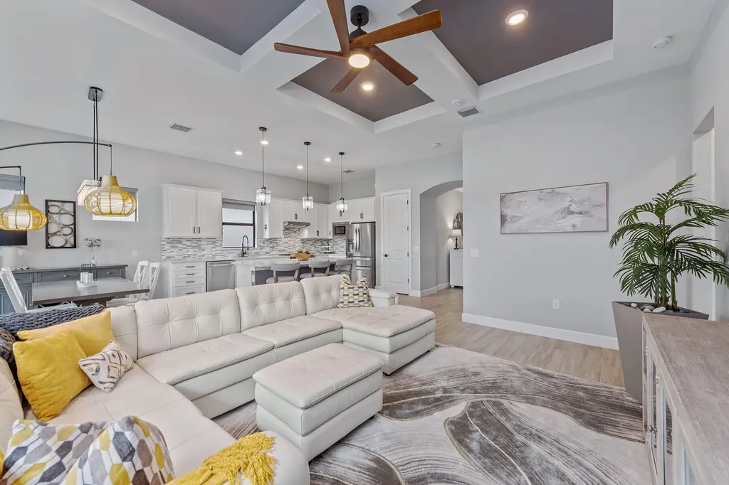 2740 Amaranda Court Naples FL 34114