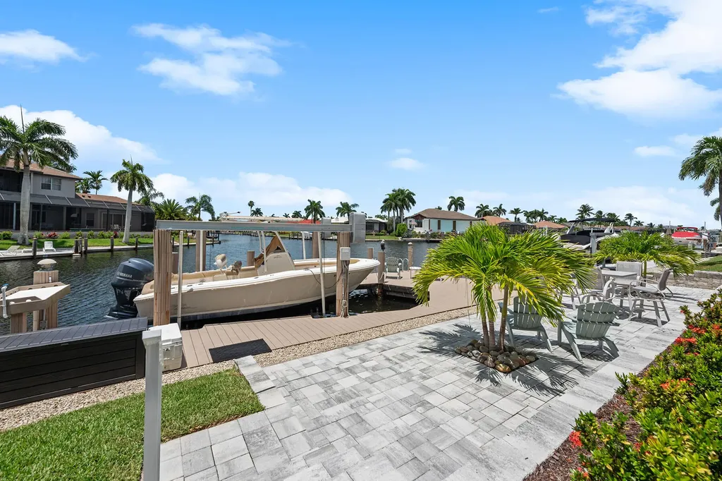 52 Madagascar Court Marco Island FL 34145