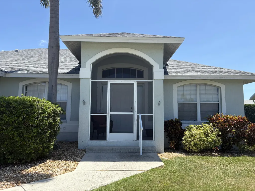 151 Delbrook Way Marco Island FL 34145