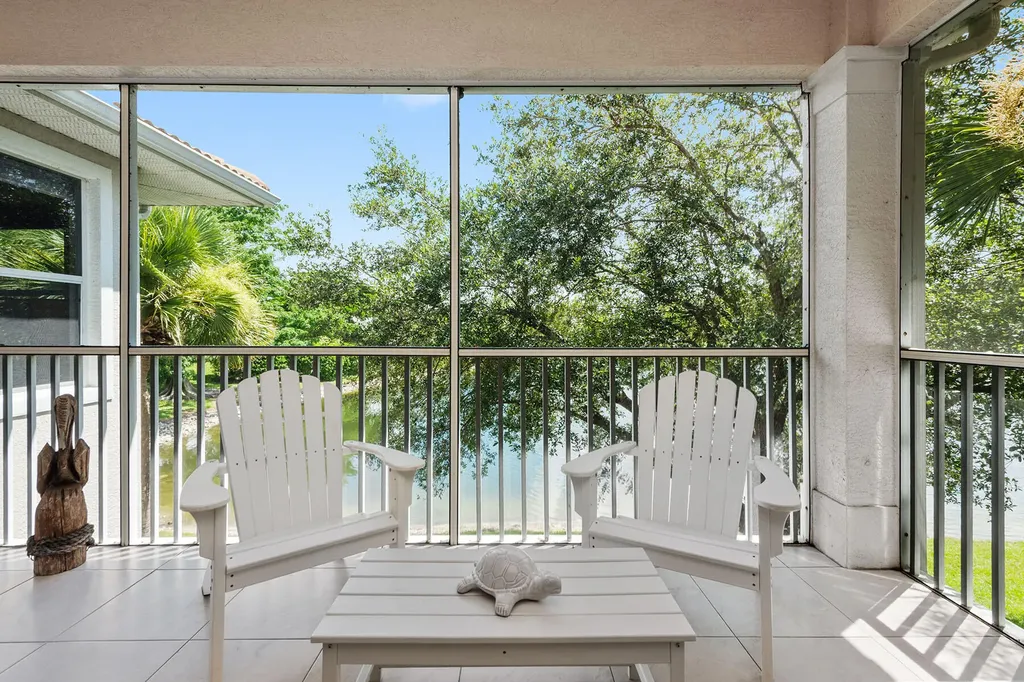 4710 Shinnecock Hills Court Naples FL 34112