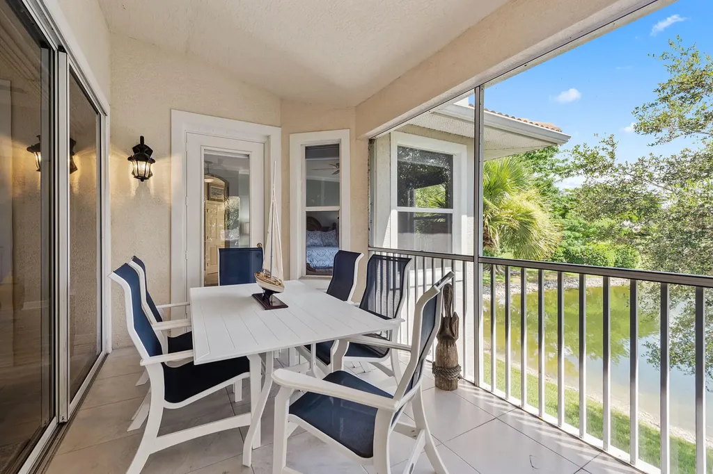 4710 Shinnecock Hills Court Naples FL 34112