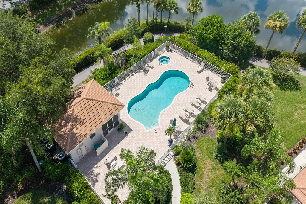 4710 Shinnecock Hills Court Naples FL 34112