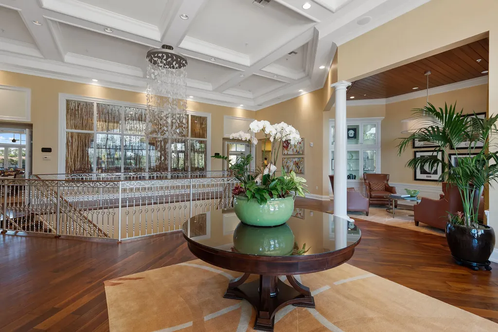 4710 Shinnecock Hills Court Naples FL 34112