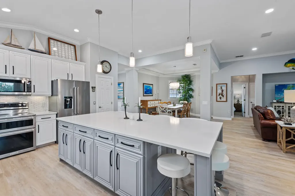 4710 Shinnecock Hills Court Naples FL 34112