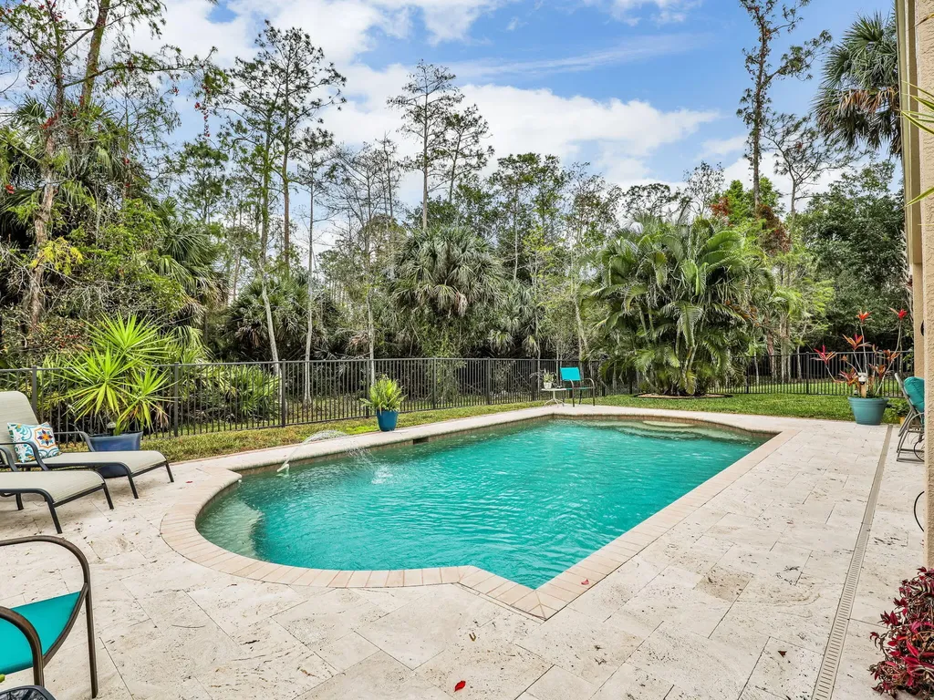 2446 Butterfly Palm Drive Naples FL 34119