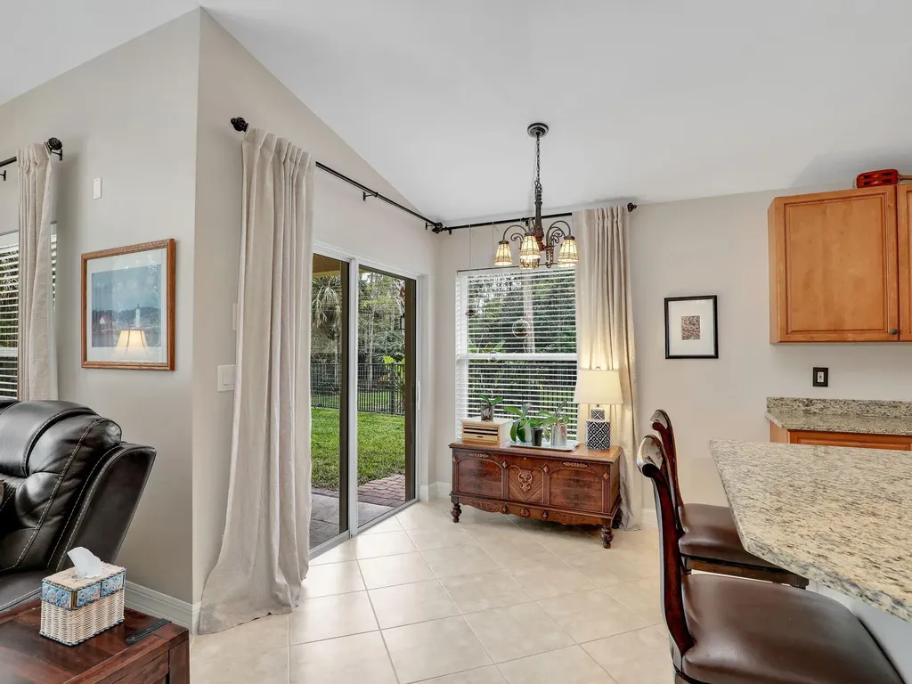 2446 Butterfly Palm Drive Naples FL 34119