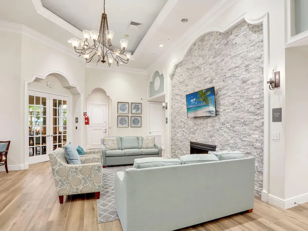 2446 Butterfly Palm Drive Naples FL 34119