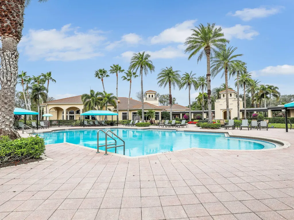 2446 Butterfly Palm Drive Naples FL 34119