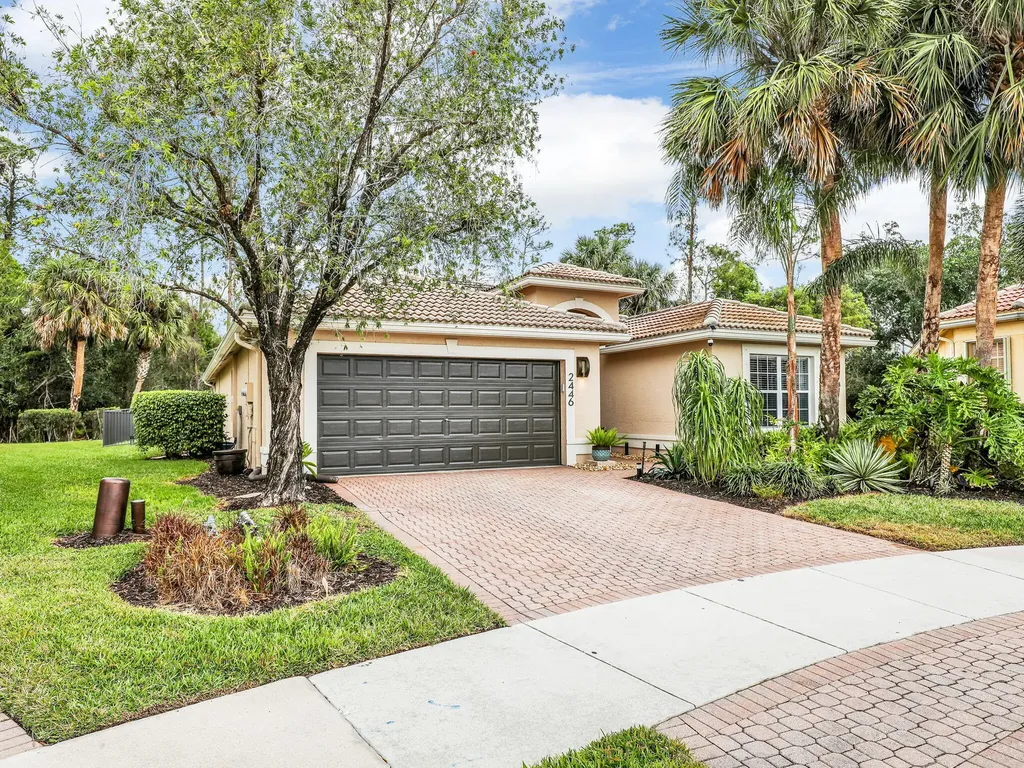 2446 Butterfly Palm Drive Naples FL 34119