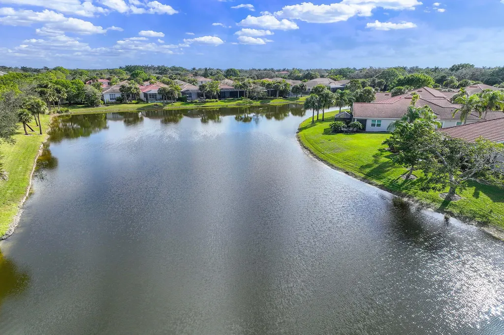 8460 Bent Creek Court Naples FL 34114