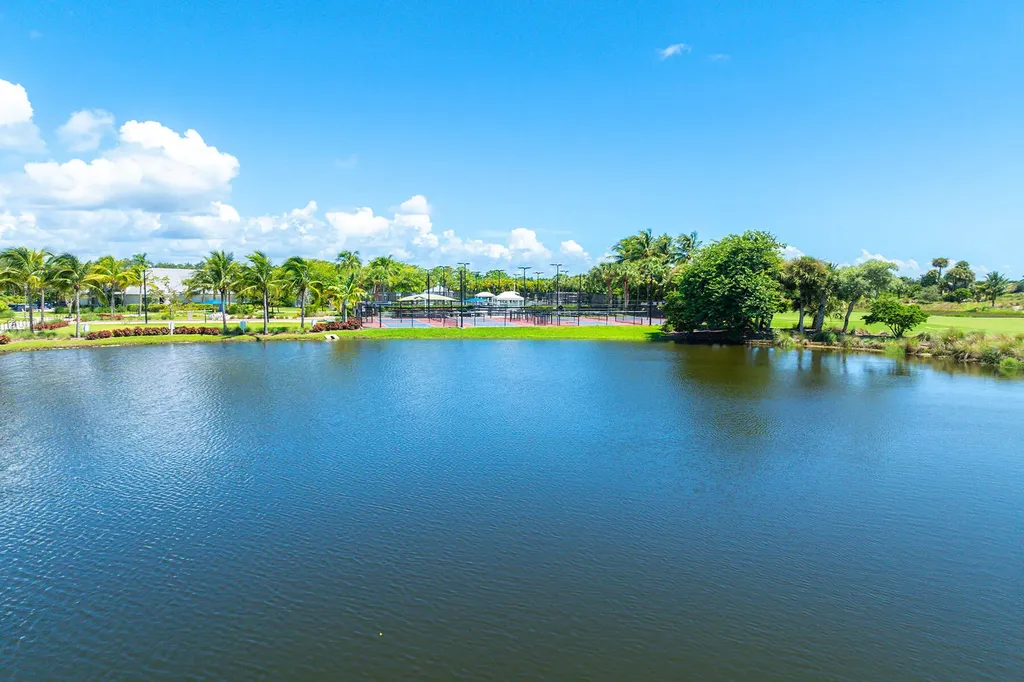 8460 Bent Creek Court Naples FL 34114