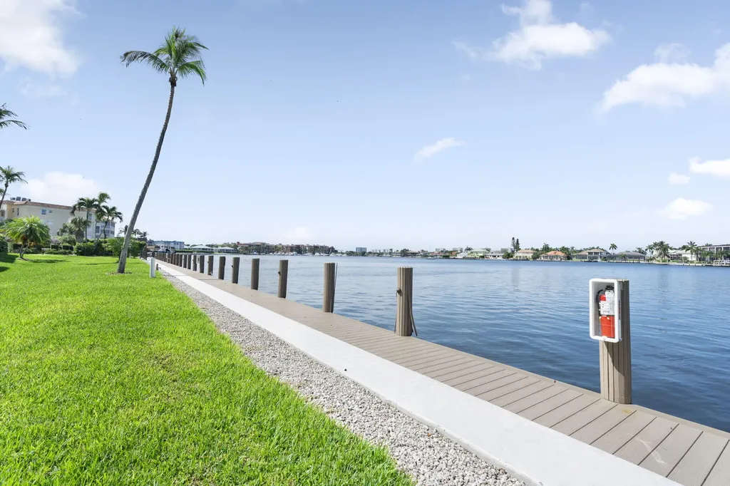 838 W Elkcam Circle Marco Island FL 34145