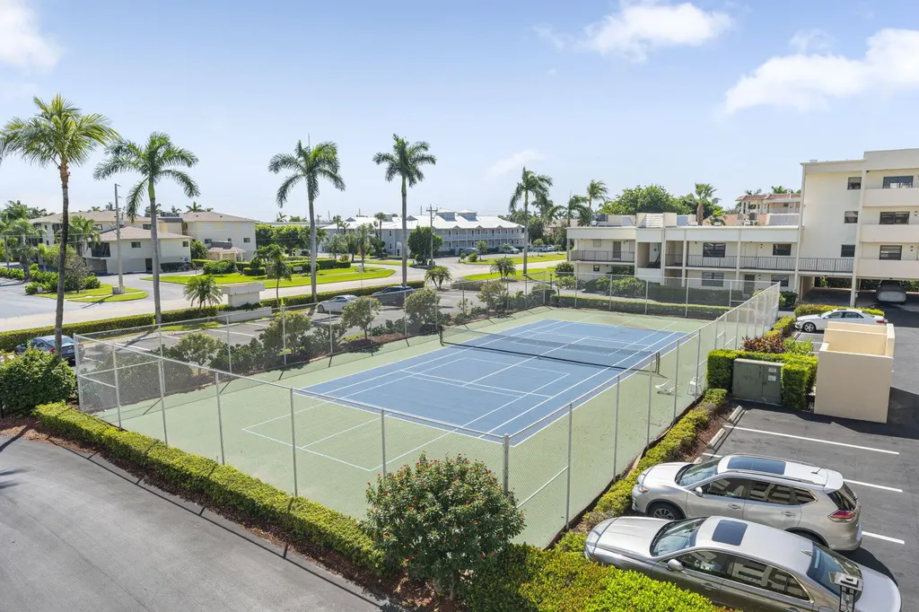 838 W Elkcam Circle Marco Island FL 34145