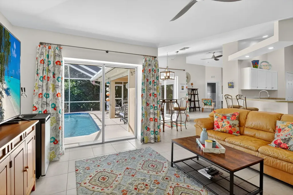 5 Tahiti Road Marco Island FL 34145