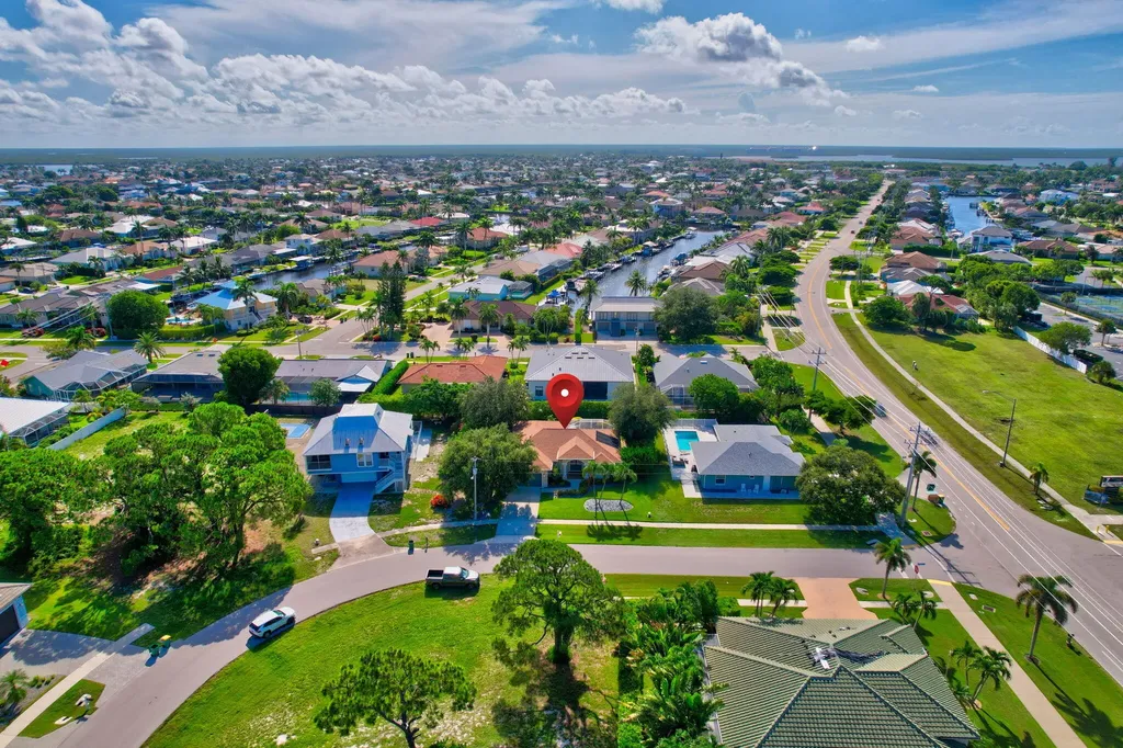 5 Tahiti Road Marco Island FL 34145