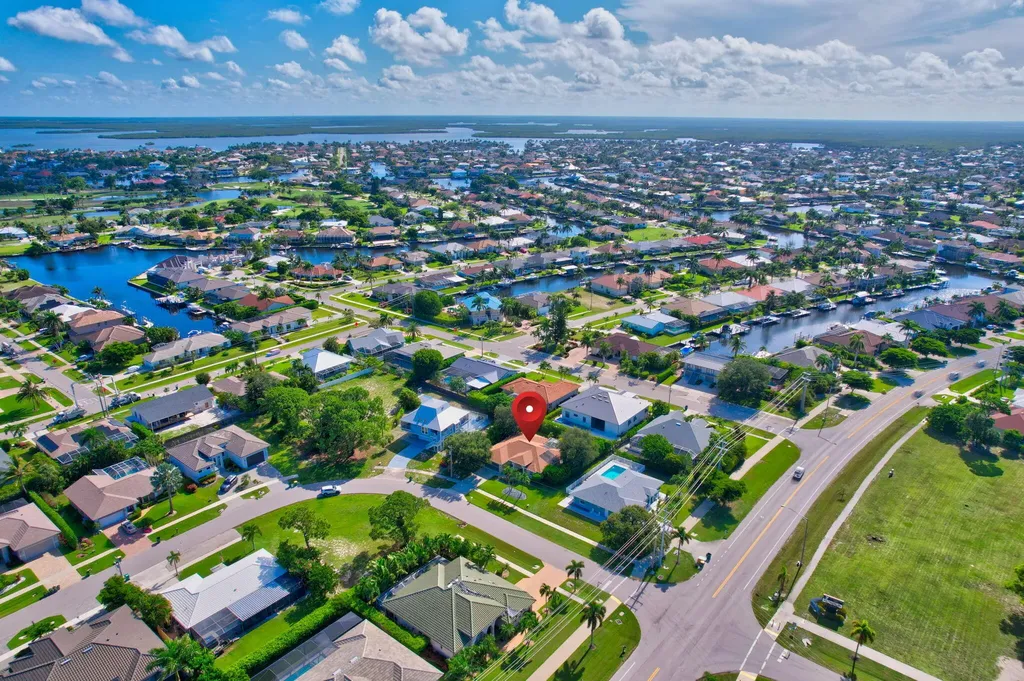 5 Tahiti Road Marco Island FL 34145