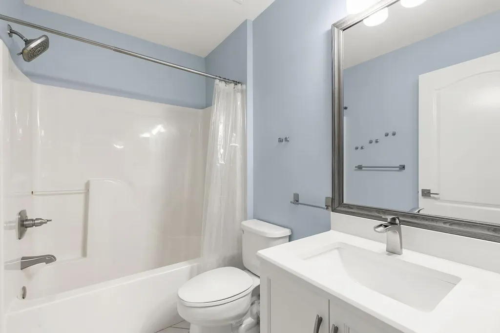 1336 Mainsail Drive Naples FL 34114