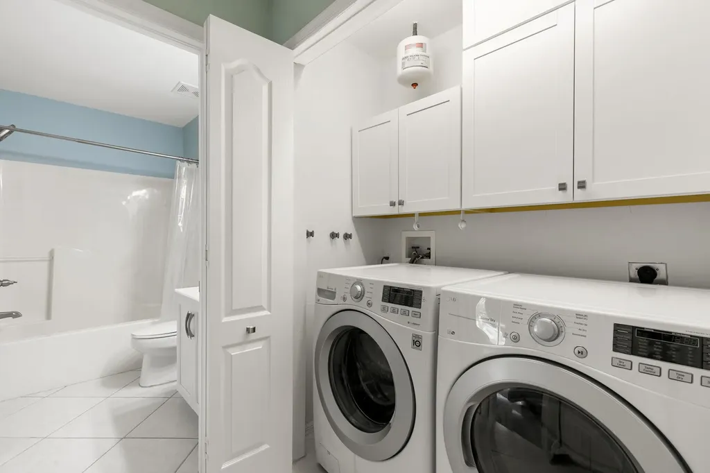 1336 Mainsail Drive Naples FL 34114