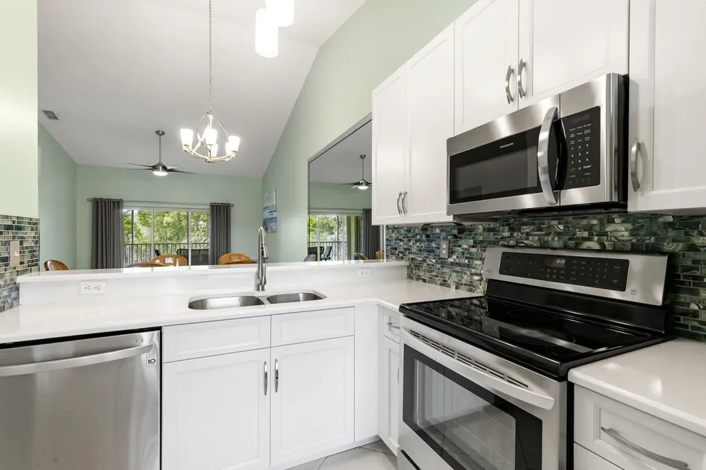 1336 Mainsail Drive Naples FL 34114