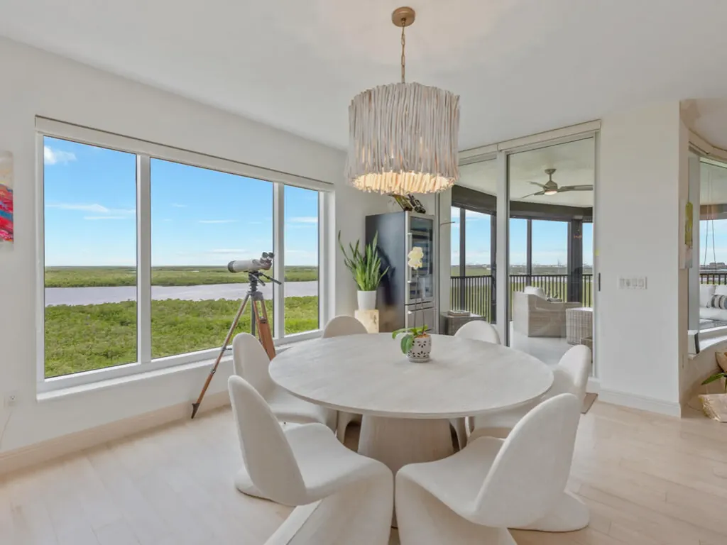 1050 Borghese Lane Naples FL 34114