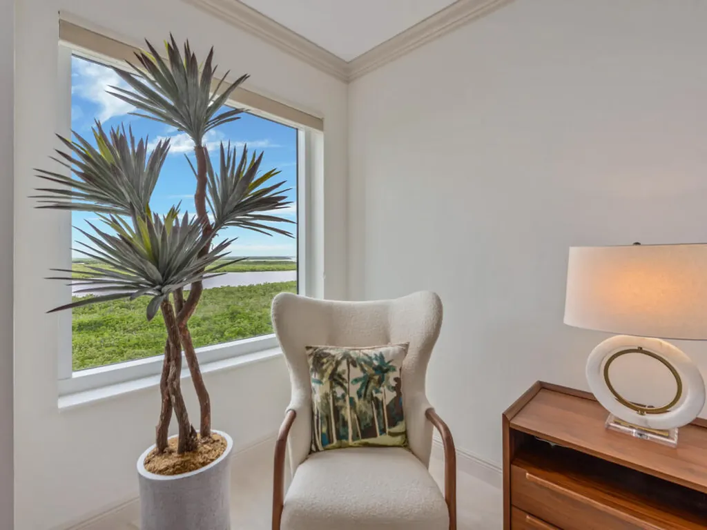 1050 Borghese Lane Naples FL 34114