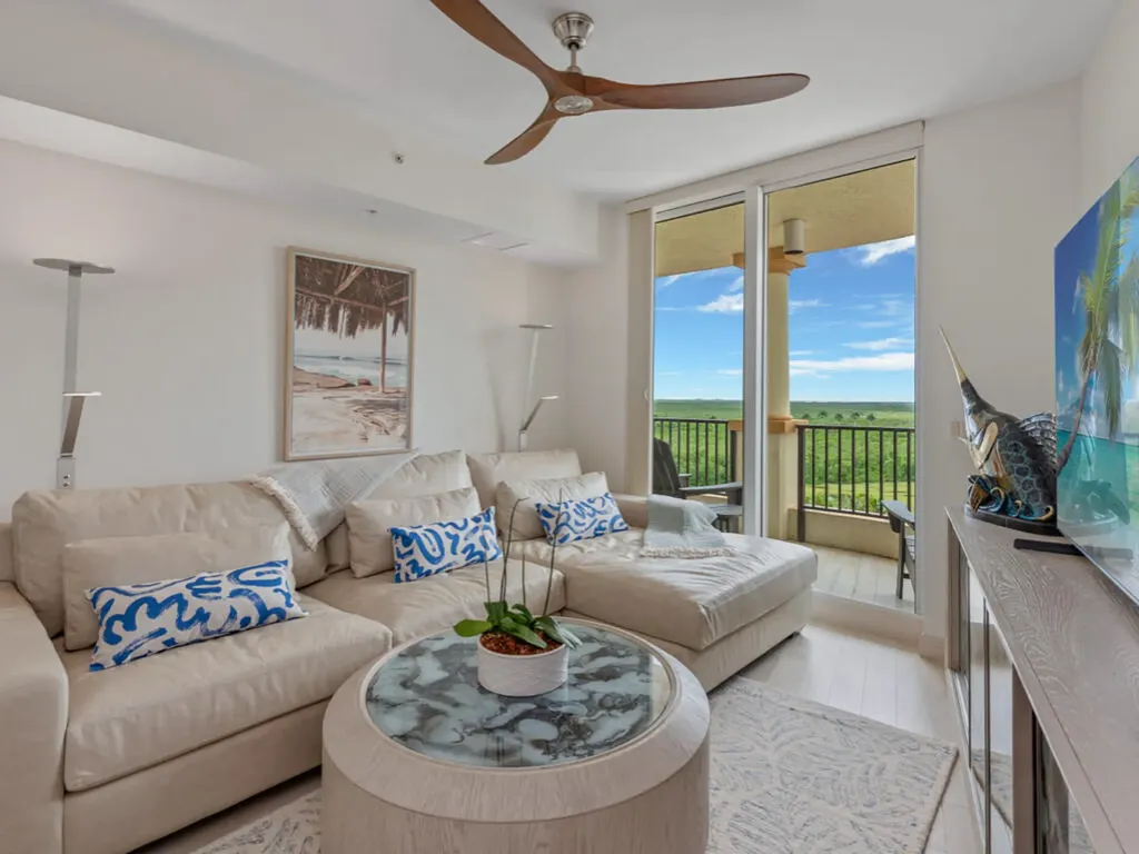 1050 Borghese Lane Naples FL 34114