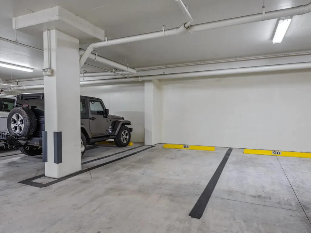 1050 Borghese Lane Naples FL 34114