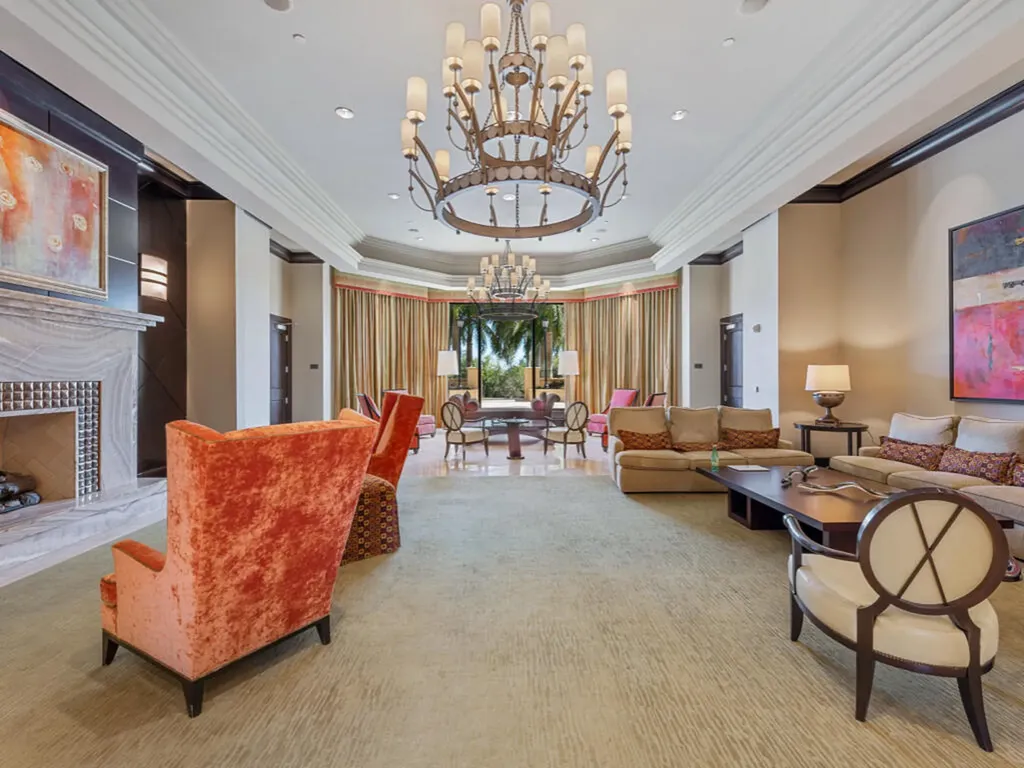 1050 Borghese Lane Naples FL 34114