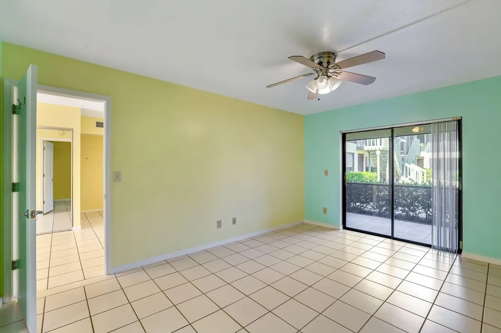 5501 Rattlesnake Hammock Road Naples FL 34113