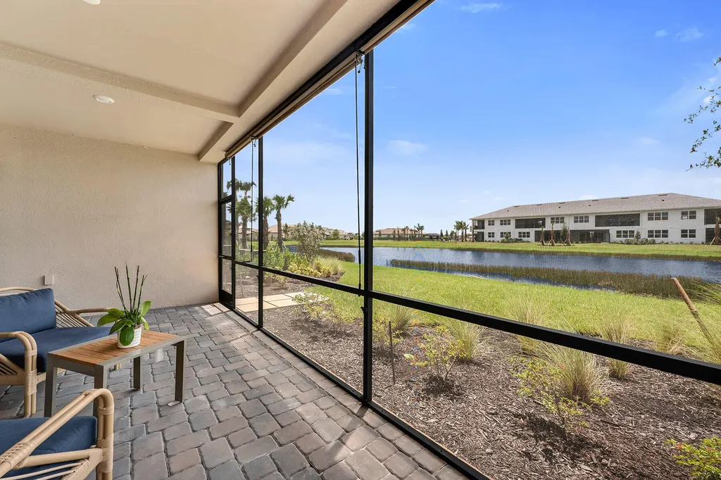 15328 Lucerna Street Naples FL 34114