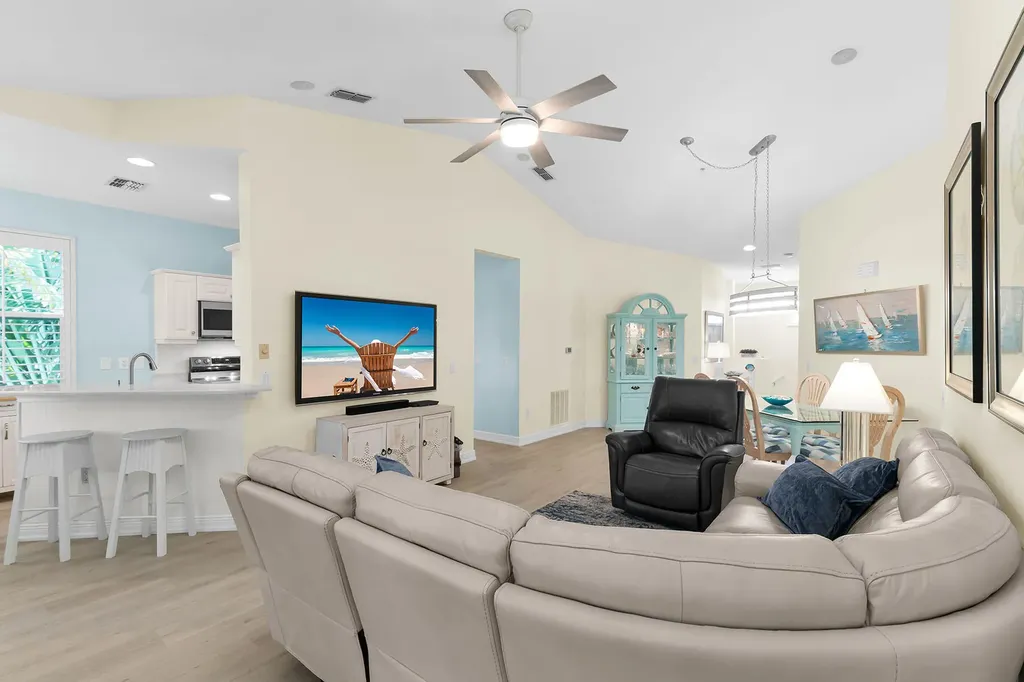 4650 Hawks Nest Way Naples FL 34114