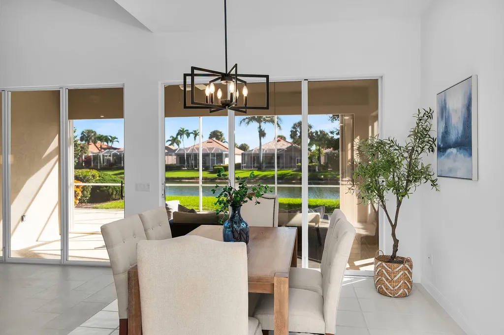 3850 Huelva Court Naples FL 34109