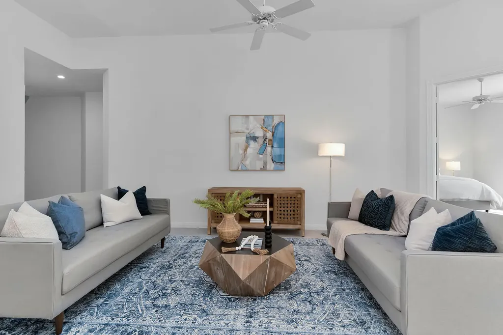 3850 Huelva Court Naples FL 34109