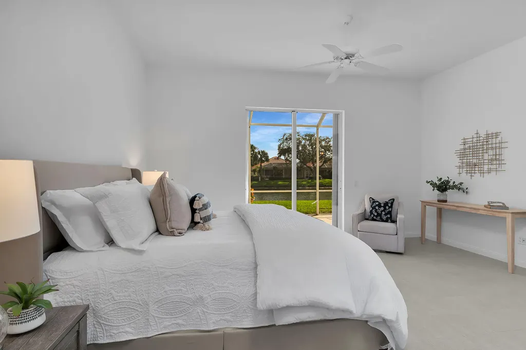 3850 Huelva Court Naples FL 34109