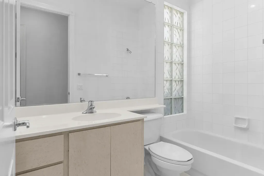 3850 Huelva Court Naples FL 34109