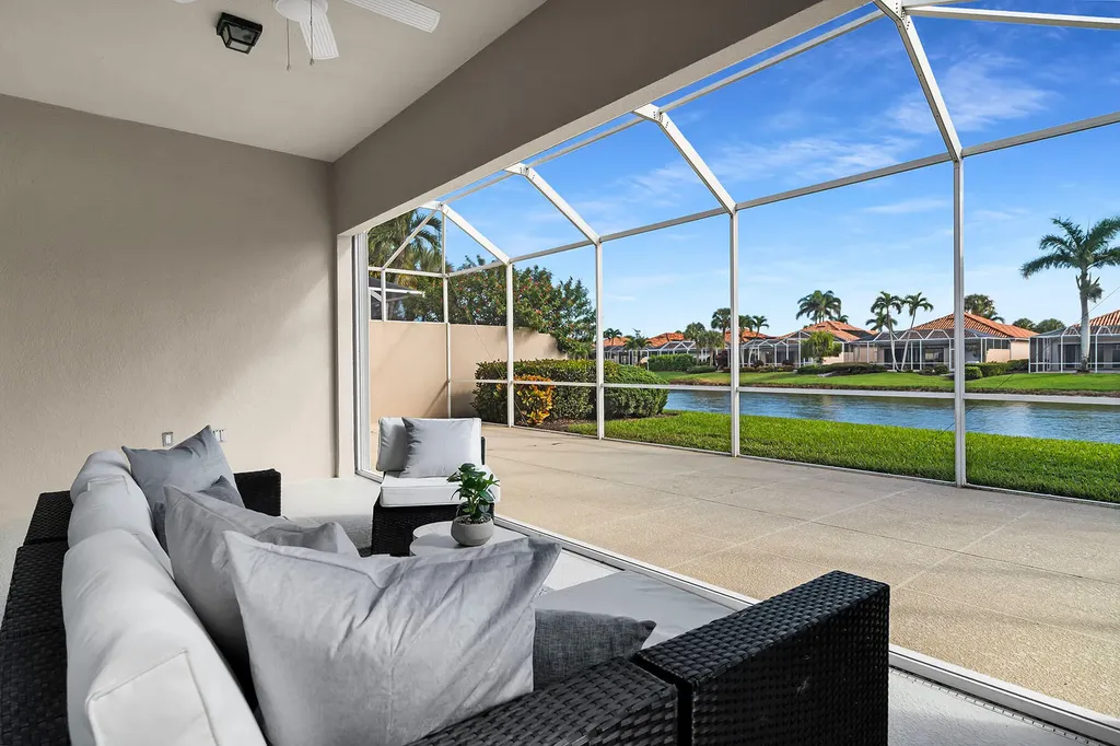 3850 Huelva Court Naples FL 34109