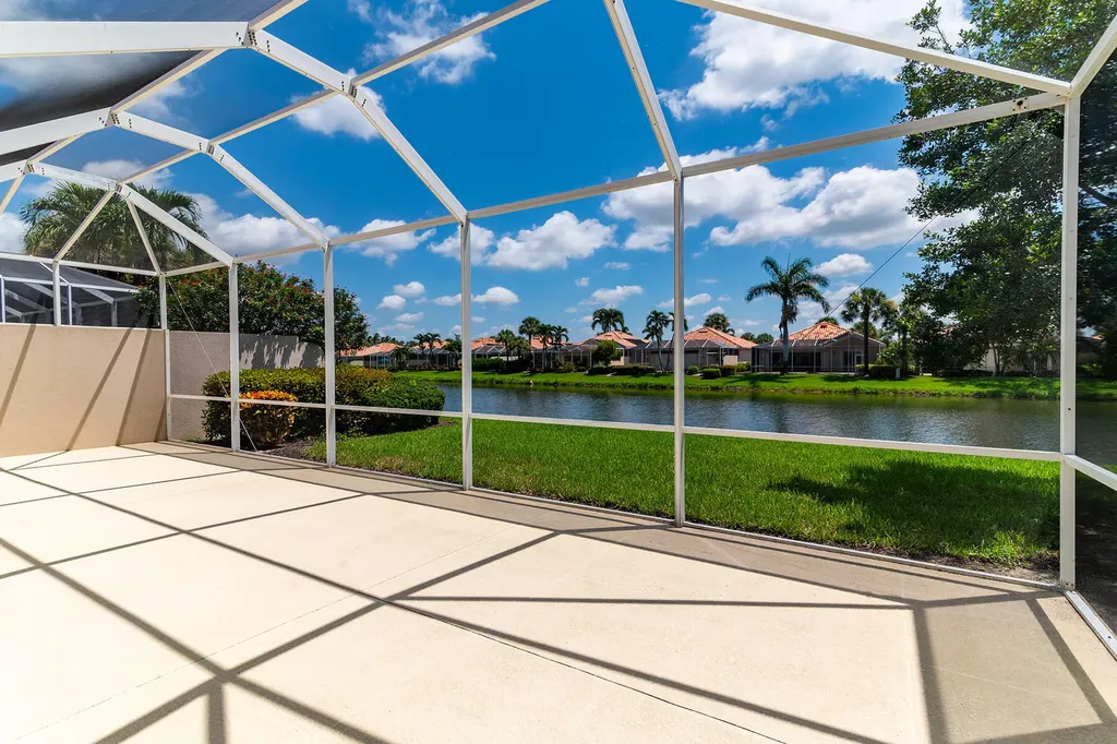 3850 Huelva Court Naples FL 34109